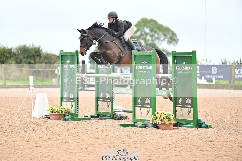 251003-135216-01226 - Cls 3 Foxhunter and 1.20m