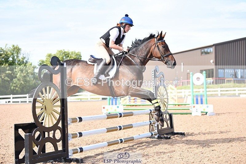 230718A-171350-00246 - 70cm