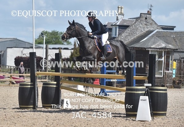 JAC_4584 - CLASS 7 Senior Foxhunter/ 1.20m Open