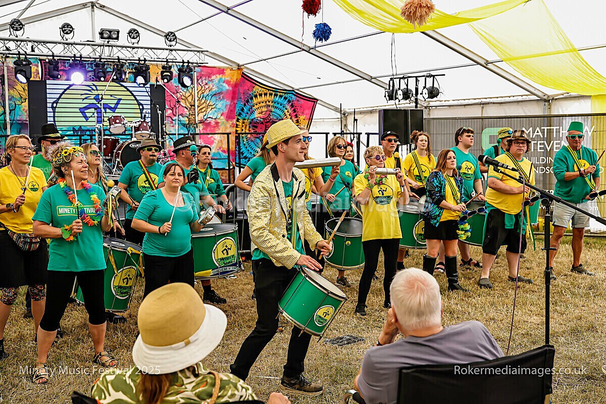 SATURDAY-215 - MINETY 2025