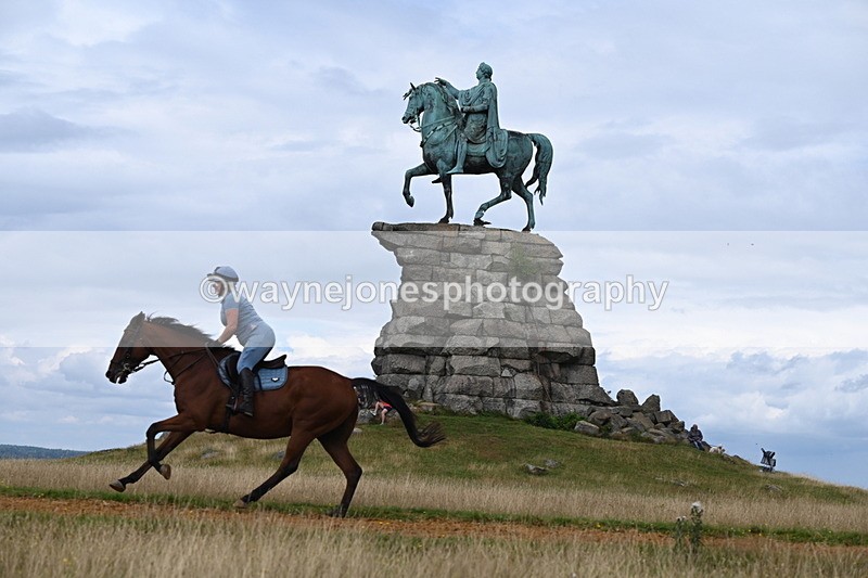 DSC_7642 - Time at Statue 13:16 to 13:52