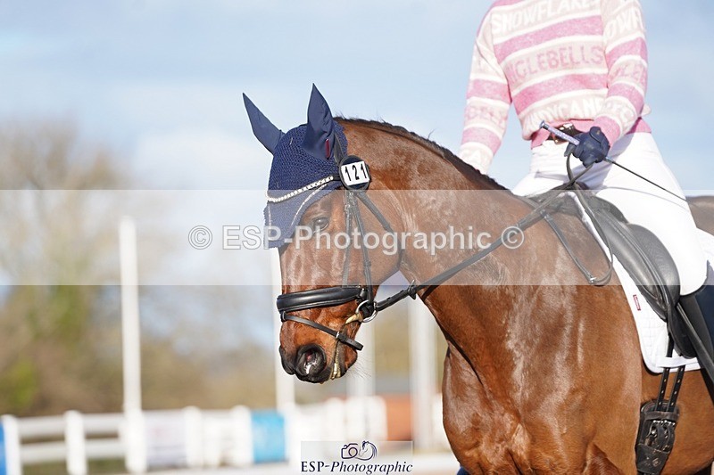 241214-120622-00419 - 121-Ella.Weeks-Plough.On