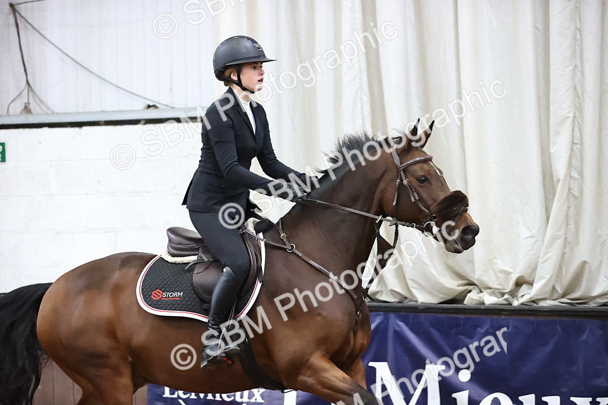 SBM_007717 - Class 19 - Senior Newcomers 1.10m