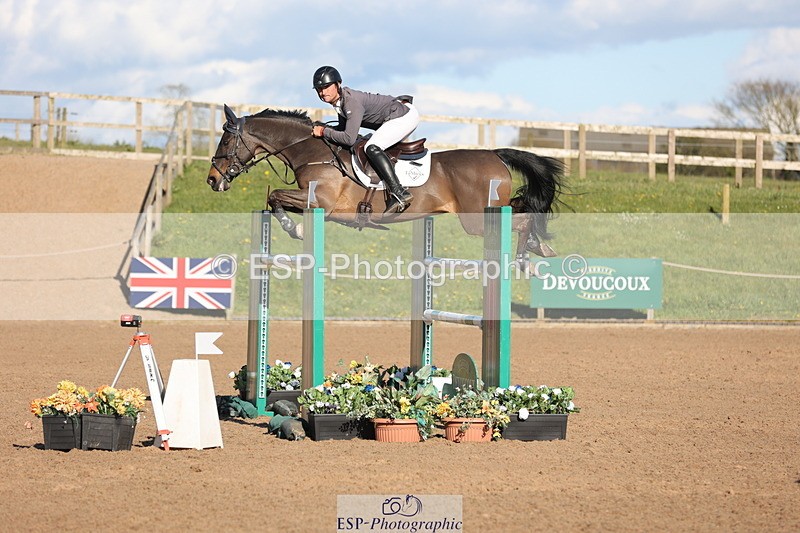 240419A-172737-09799 - Cls 10, 2 Star Big Tour 145cm  Break to End