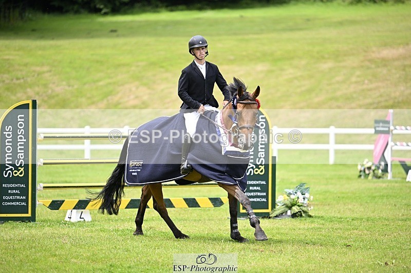 240711-125724-27051 - Cls 117 HOYS Grade C Jump Off and Presentations