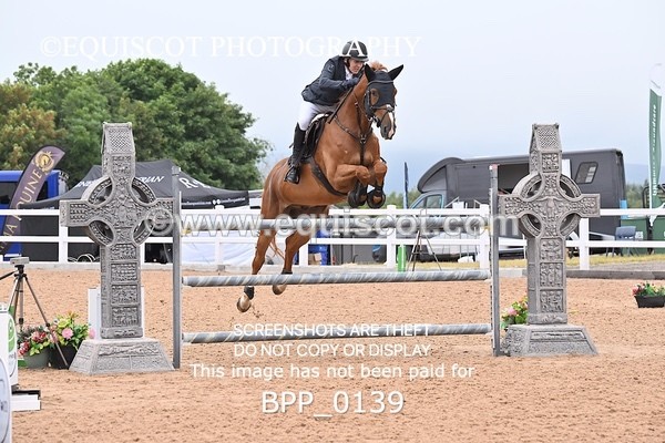 BPP_0139 - CLASS 25 SUN HOYS Redpost Equestrian Senior Foxhunter Second Round