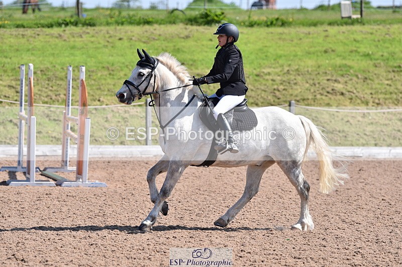 230520A-102324-00088 - 70cm