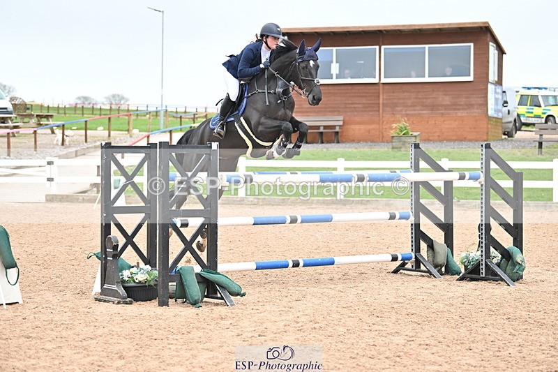 240406A-153015-04140 - Cls 17 National 1.30m Open