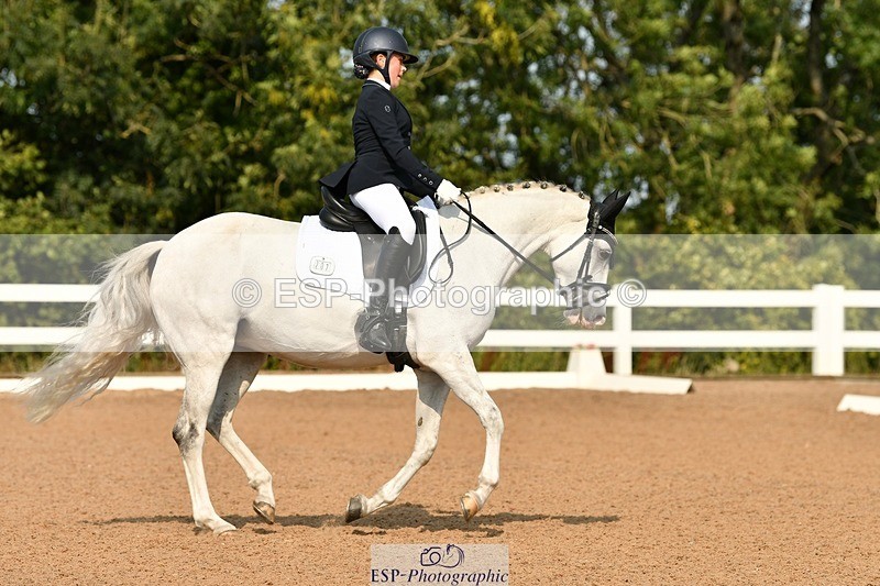 250817-102507-07864 - 207-Esme.LangBrouwershaven.Silvia