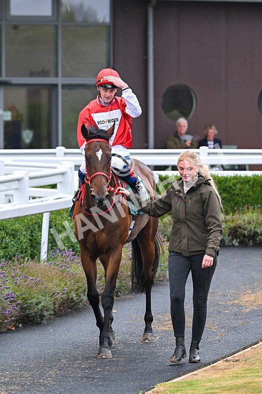 270825-Race 2-Rogue Attraction-4887 - Race 2