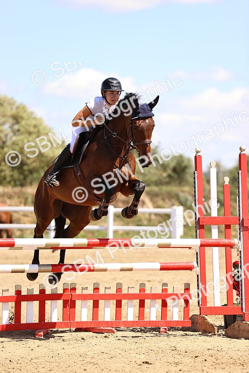 SBM_014749 - Class 15 - Senior Newcomers - 1.10m Open