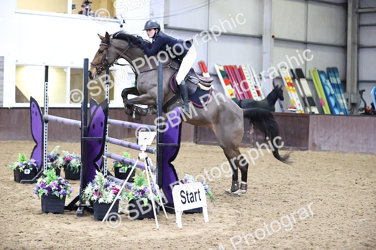 SBM_010150 - Class 25 - Equestrian Senior Foxhunter 1.20m