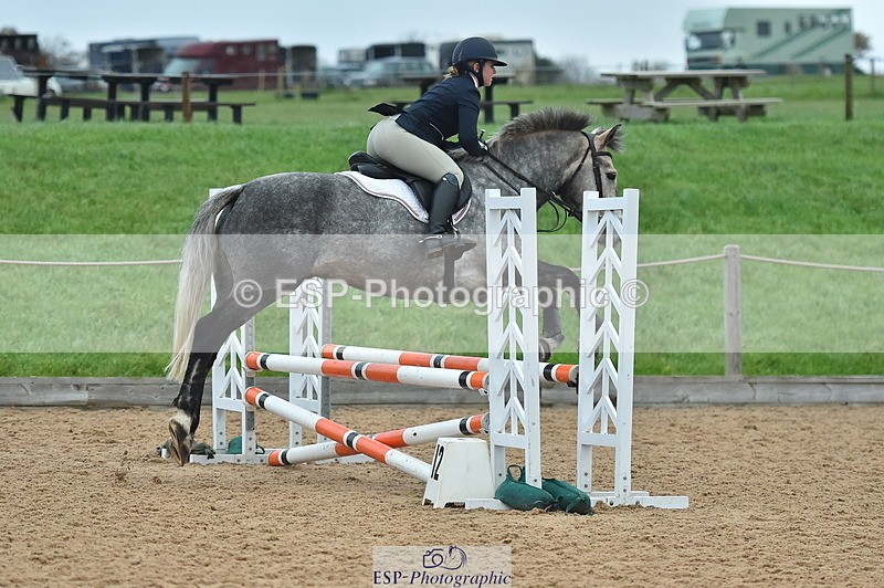 231119A-100840-04535 - Sun Cls 17+18 Club and Schools 70cm