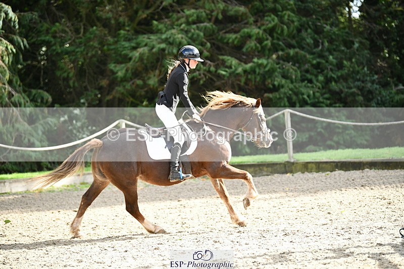 251004A-145726-01600 - Classes 8 & 9 70cm