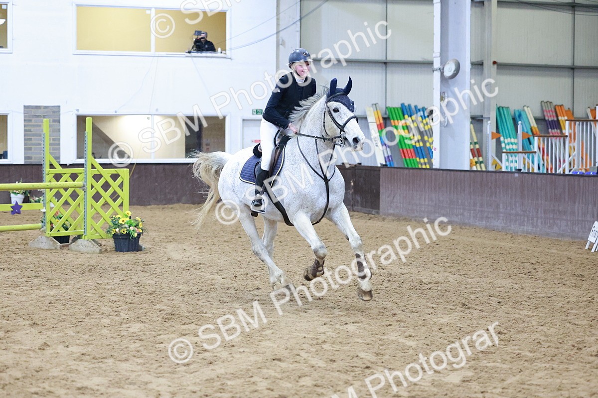 SBM_007695 - Class 24 - Nupafeed Supplements Senior Discovery/ 1m Open