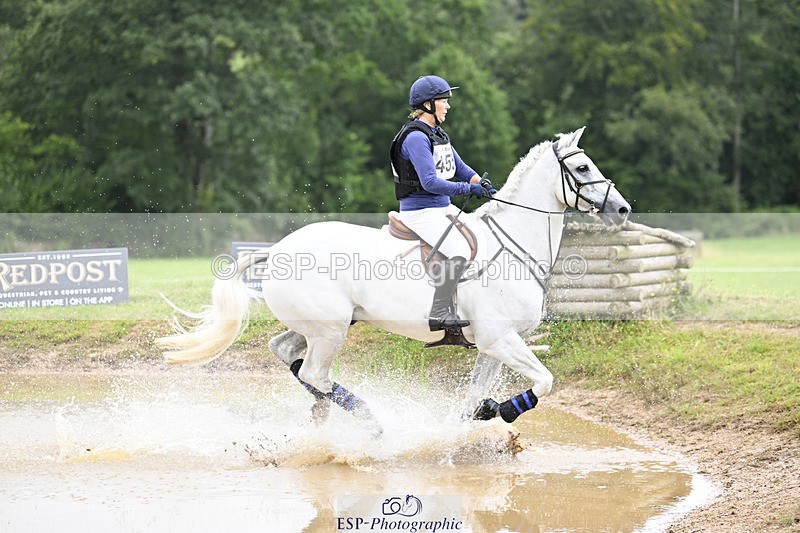 240804-131038-13956 - 455-Nicola_Horsley-Gubbins-RATHNAGREW_GREY_TEX