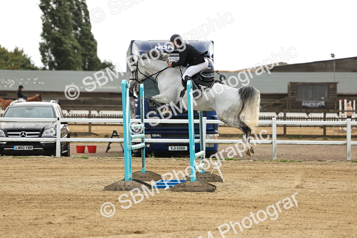 SBM_003543 - Class 4 - Senior Foxhunter - 1.20m Open