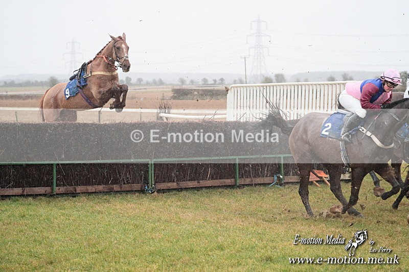 PtP 260125 285 - Cocklebarrow Point-to-Point racing with the Heythrop Hunt 26/01/25