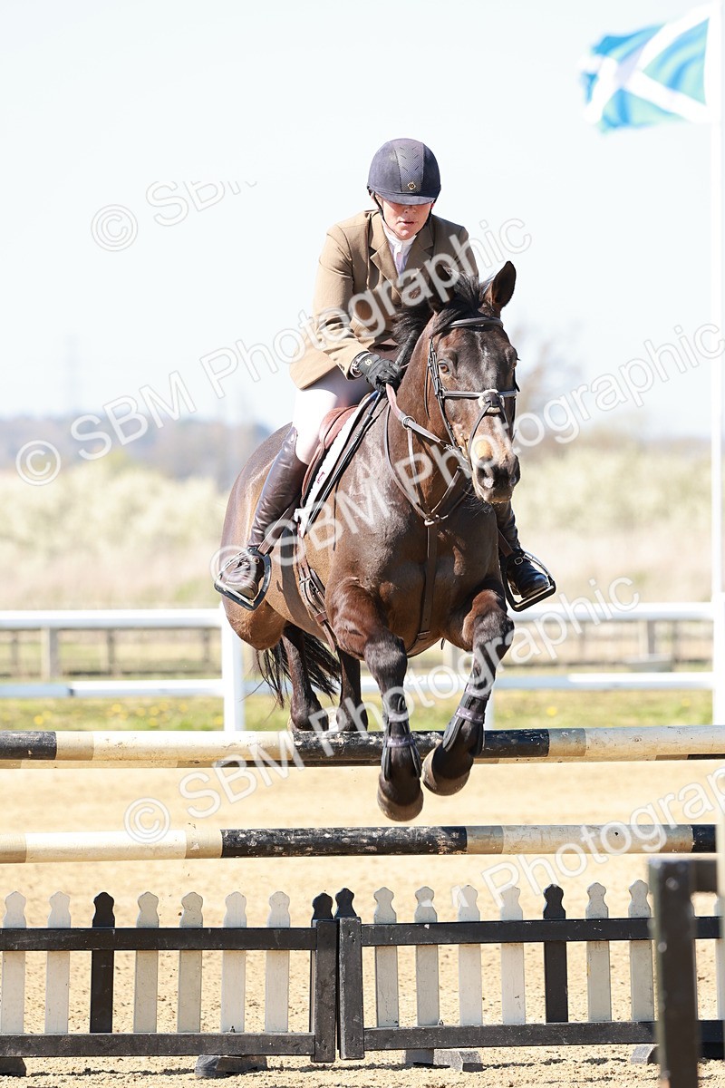 SBM_004381 - Class 17 - Senior Newcomers - 1.10m