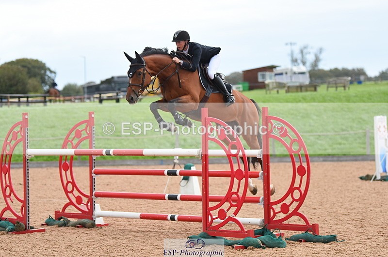 230927A-235624-00574 - Cls 6 National 1.30m