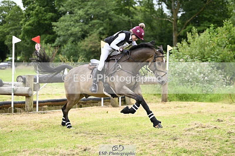 240623-102311-01025 - BE 90 XC 09-35 tro 10-30