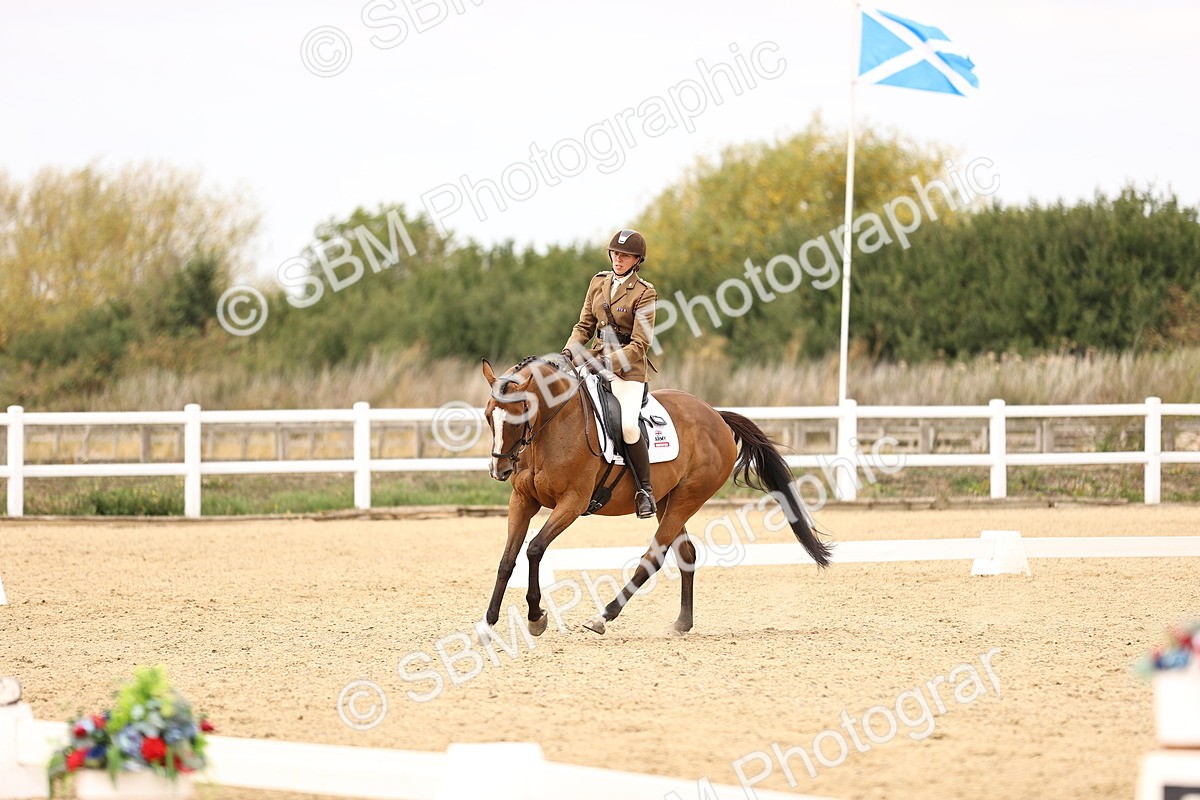 SBM_013926 - Class 4 - Novice 5 - 13.09-13.51