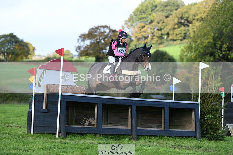 251024A-130833-11898 - B-157-Anna.Cheney