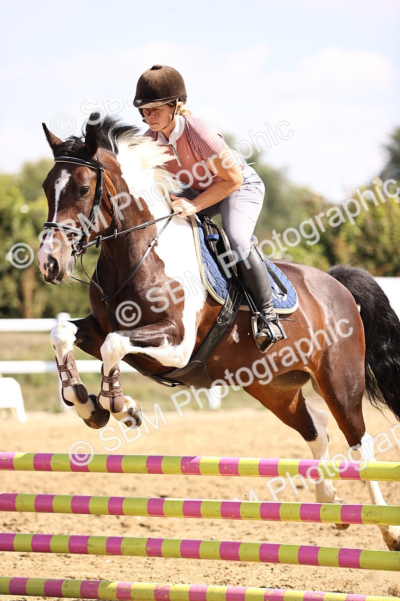SBM_005957 - Class 9 - Senior British Novice - 90cm