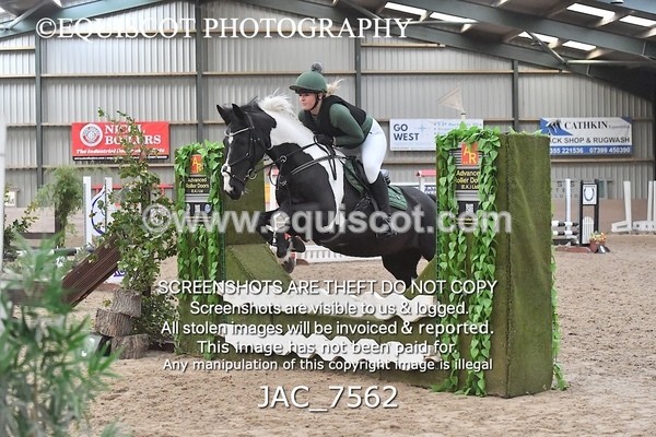 JAC_7562 - Class 3 Arena Eventing BE70 0.70m