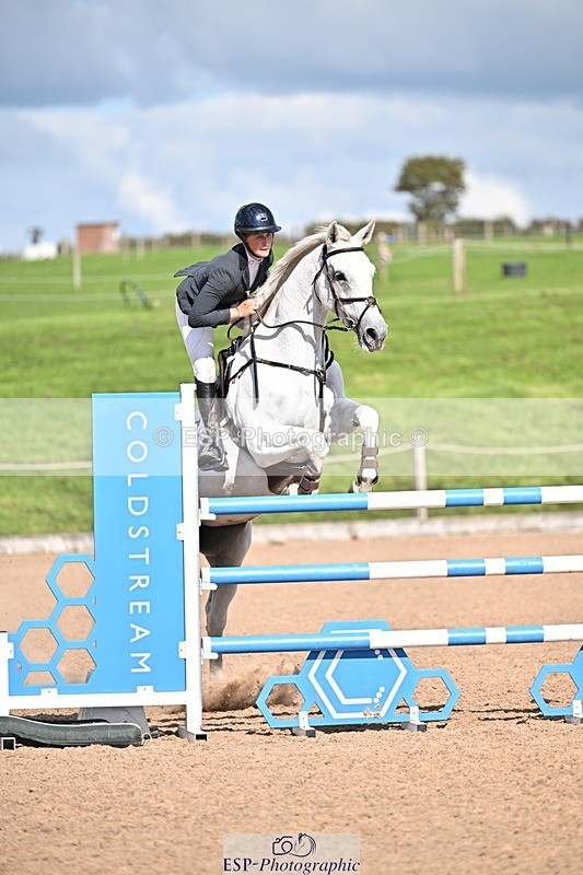 250924-142259-00582 - Cls 6 Foxhunter and 1.20m Open