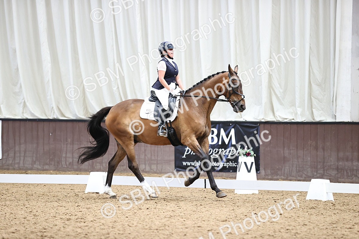 SBM_002018 - Novice 4 - 11.15-13.22