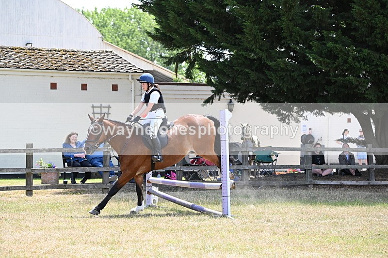 WJ6_5963 - Class 13 Novice 60cm