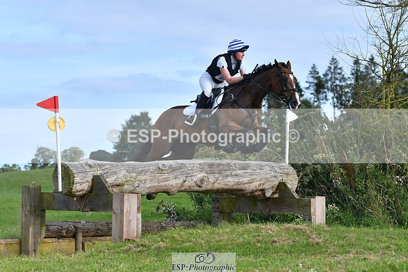 240804-180058-19399 - 755-Amber_Williams-THE_EMERALD_LILY