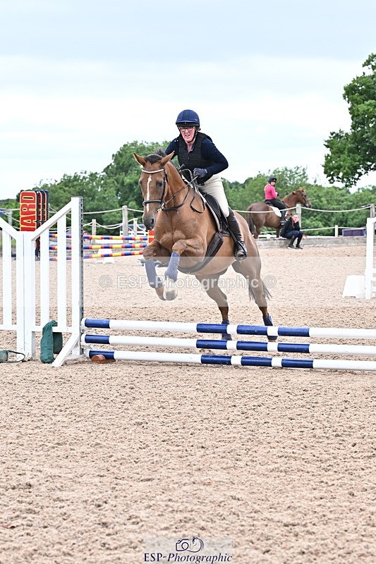 250610A-153940-00028 - Clear Round and 60cm