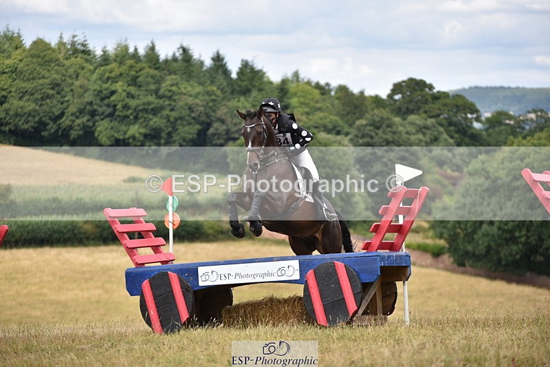 250802A-153956-07065 - F-284-Roxi.Foster-SKYES.ARCOS