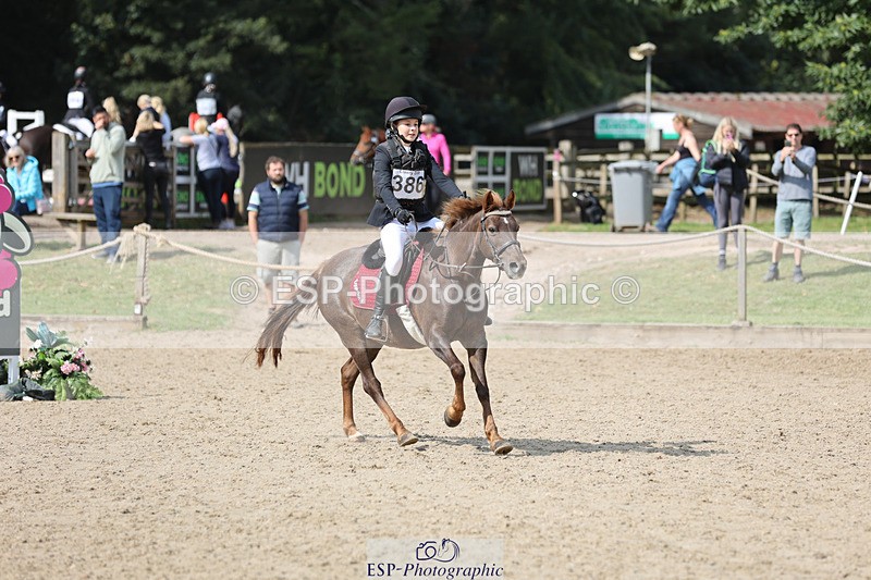 240823X-110001-15724 - 60cm R1 10.00 to 11.30