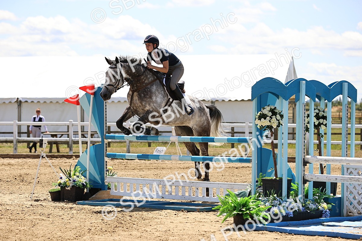 SBM_014409 - Class 15 - Senior Newcomers - 1.10m Open