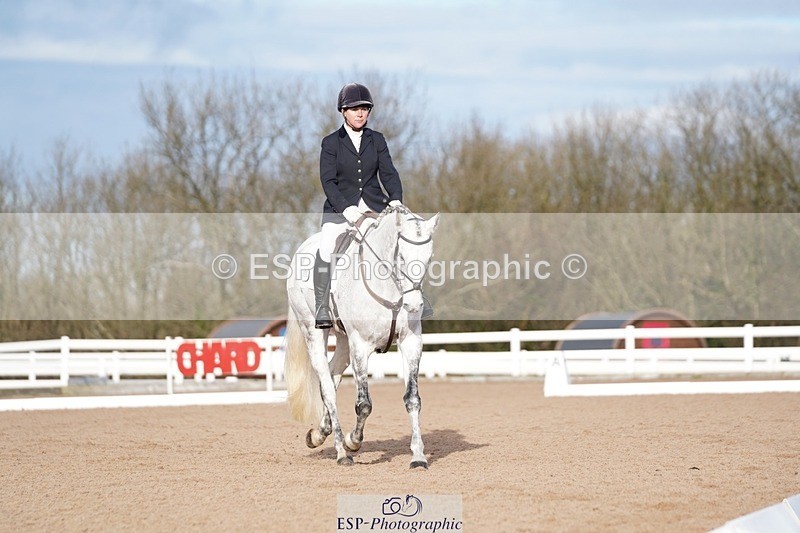 241214-130520-00563 - 105-Janine.Paterson-Machas.Grey