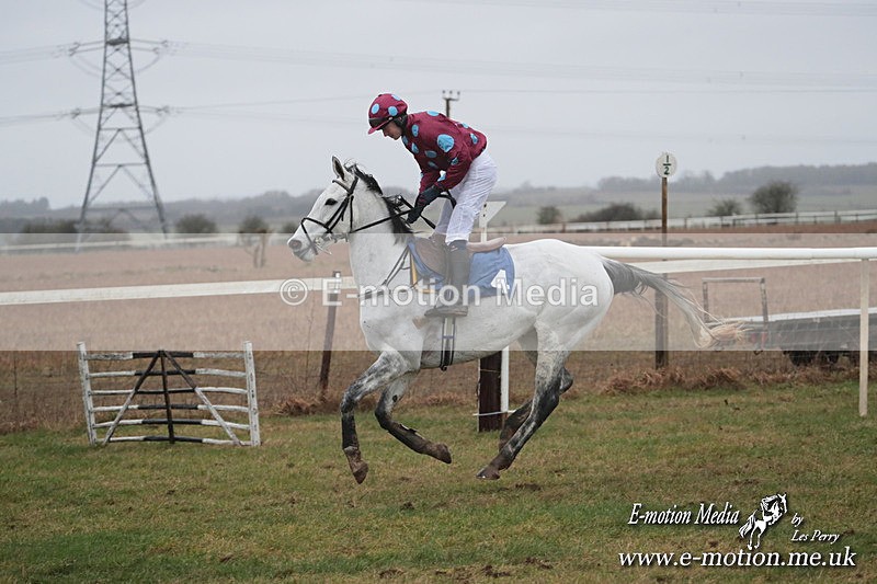 PtP 260125 515 - Cocklebarrow Point-to-Point racing with the Heythrop Hunt 26/01/25