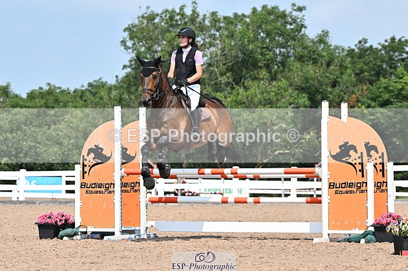 240801A-121122-00696 - Cls 10 1.05m Amateur Qualifier