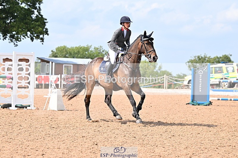 240828A-141415-00834 - Cls 4 Snr Newcomers and 1.10m Open