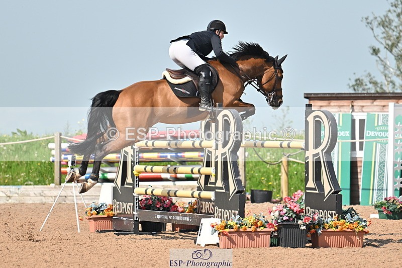 240512A-100647-17144 - Cls 48 National 1.30m Open