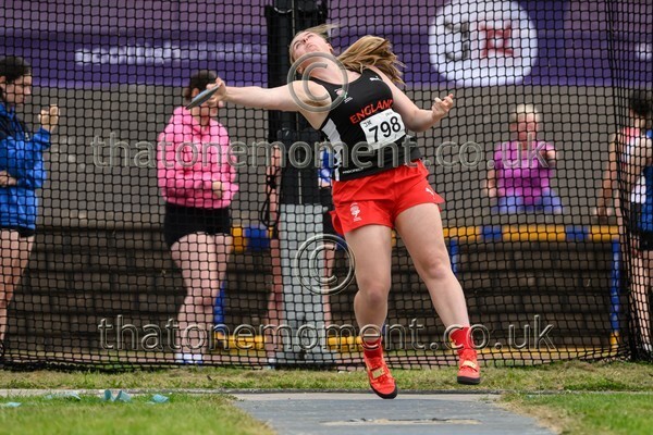 Sen25SUN-927521 - Field Female Set Two