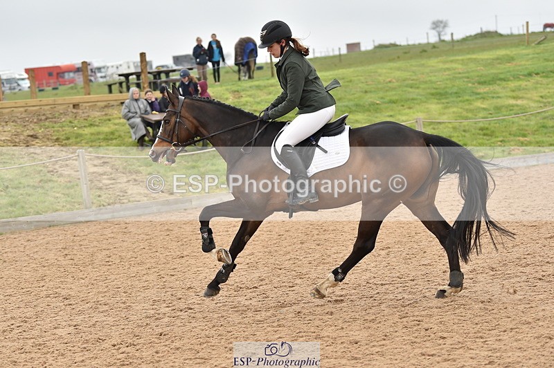 240331A-105422-00558 - 90cm First Round