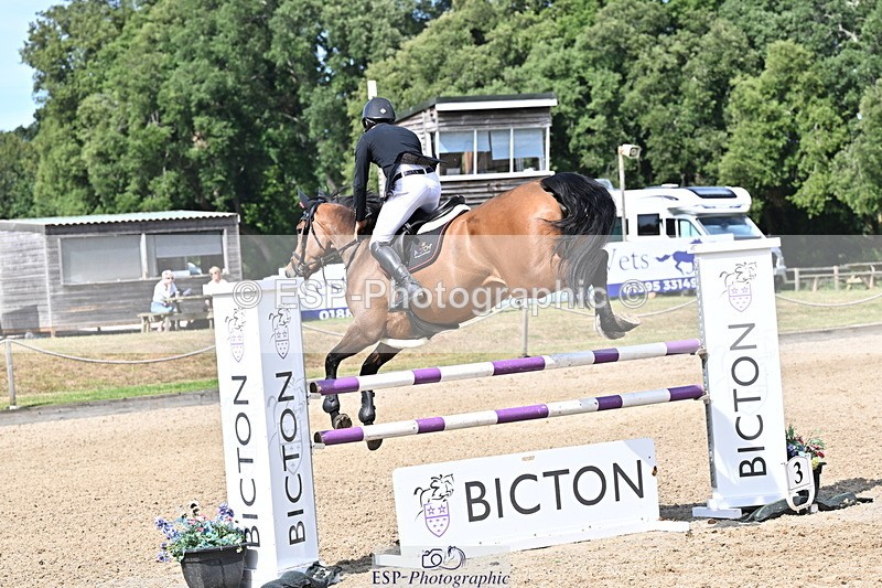 250704A-161537-11942 - Cls 23 Snr Foxhunter