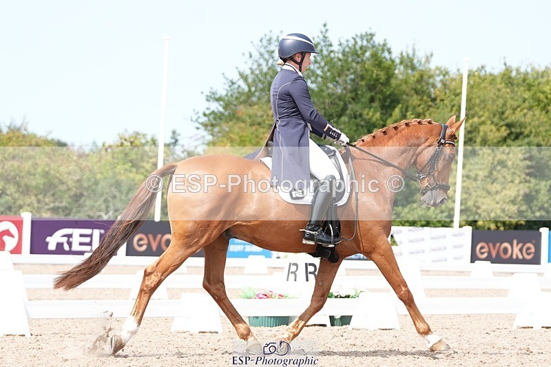 250815-125330-01110 - 018-Hannah.BaileyRosewater.Danny.Boy