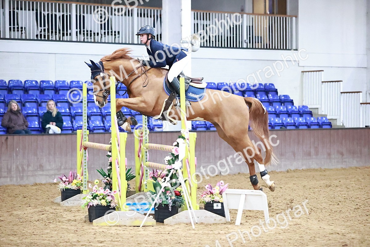 SBM_002411 - Class 10 - Senior newcomers 1.10m