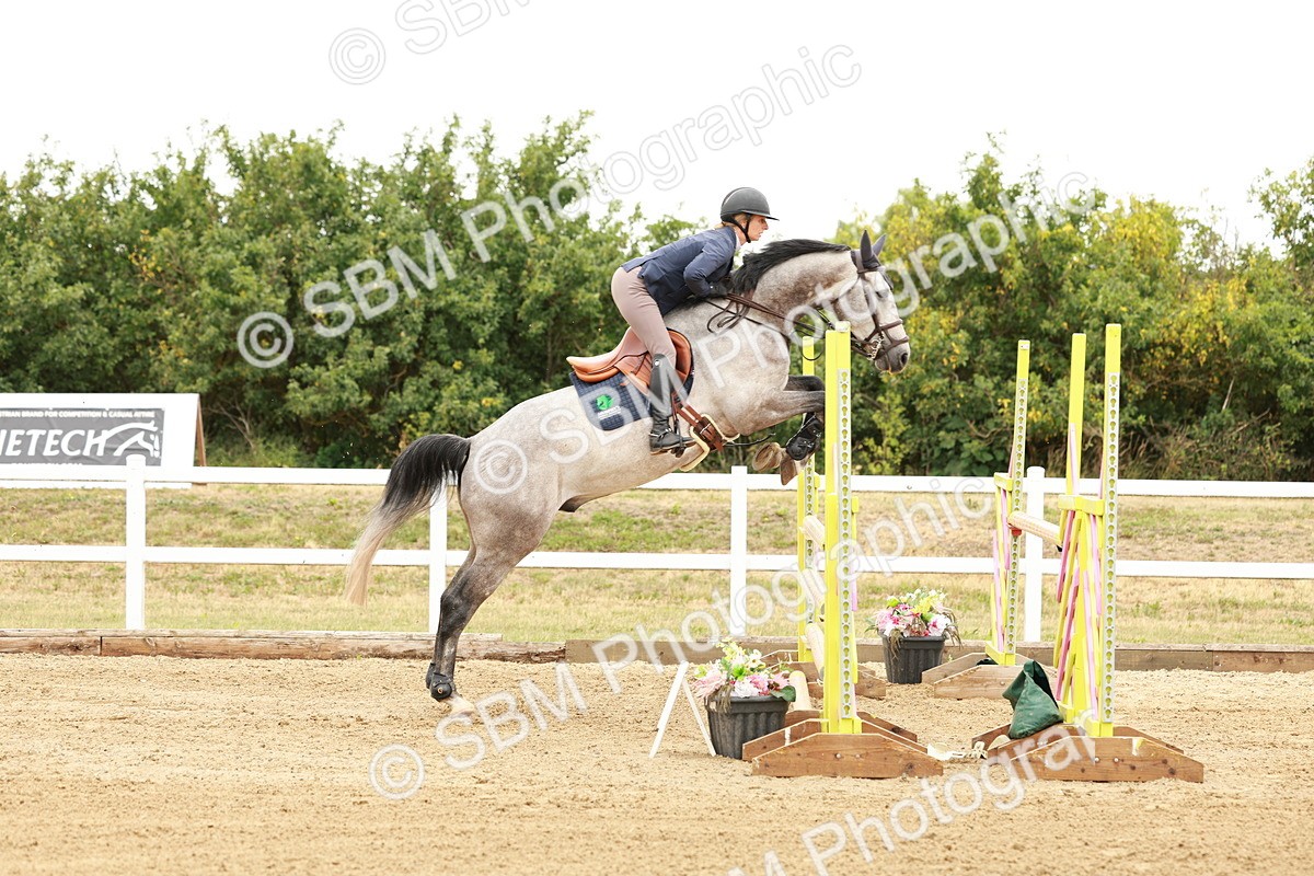 SBM_016604 - Class 20 - Senior Newcomers - 1.10m