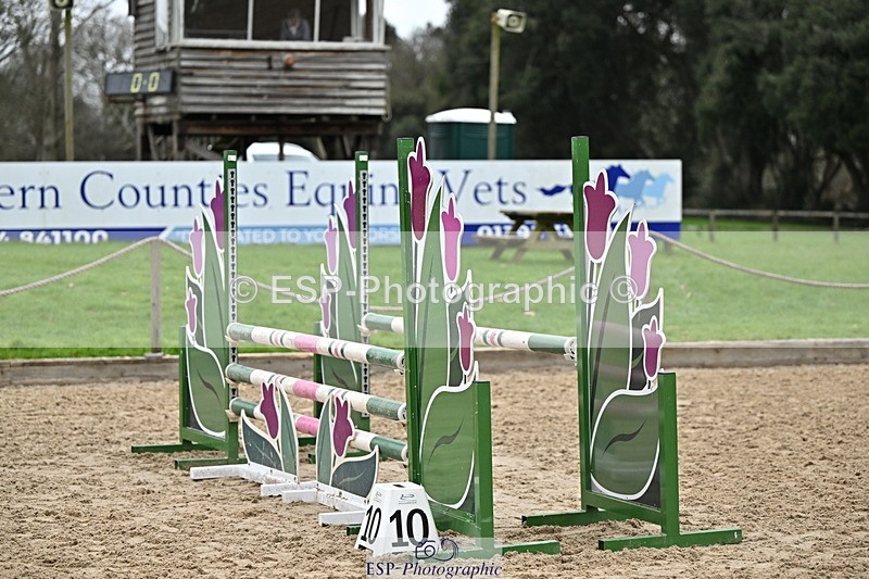 250201A-092900-00002 - Cls 01 Local Horse 90cm