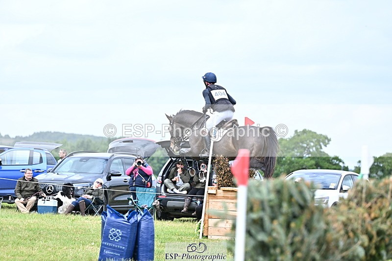 250525A-143802-16550 - D-404-Tom.Jackson-PLOT.TWIST.B